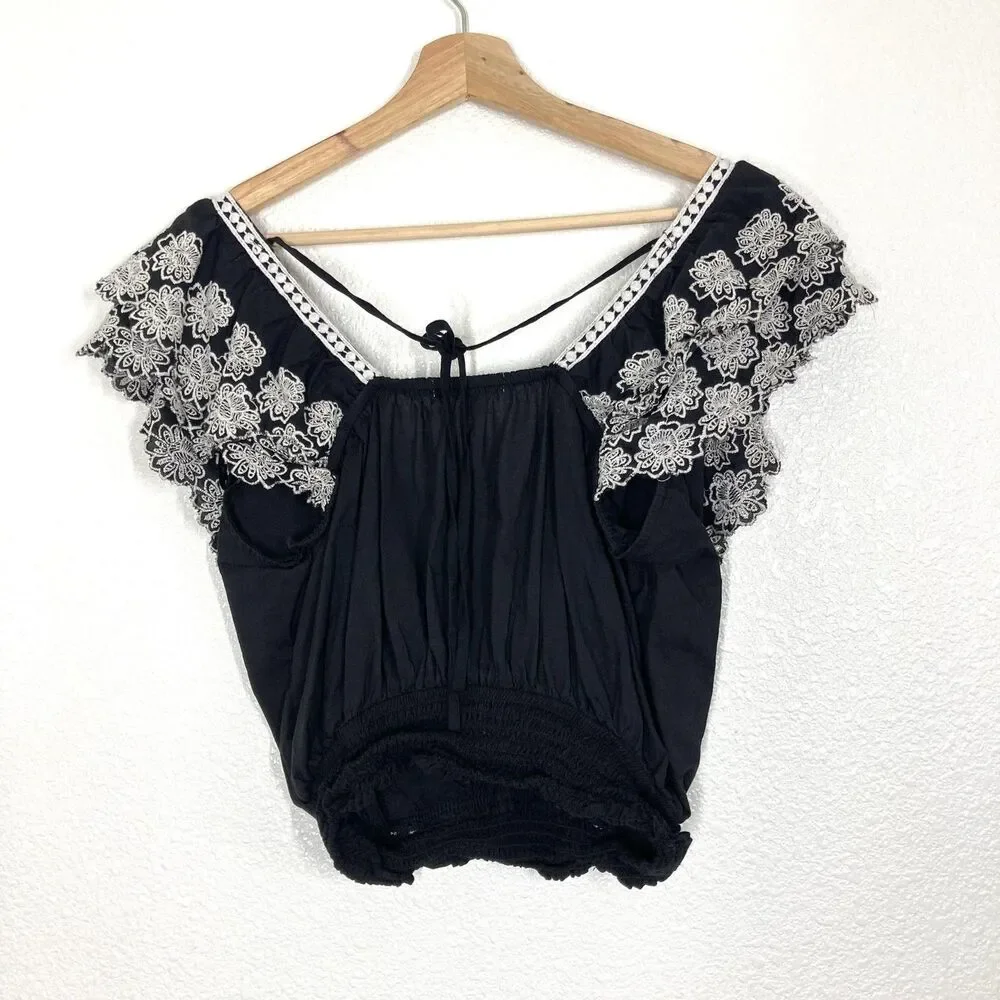 Monograph Anthropologie Blouse XL Black Embroidered Floral Ruffle Crop Top Boho - Picture 8 of 15
